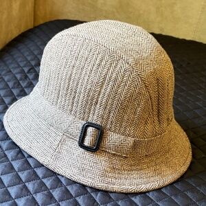 Wool Tweed Hat with Brown Buckle